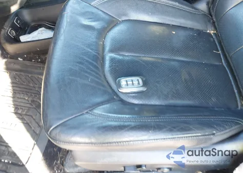 2019 Chrysler Pacifica Touring L z USA, uszkodzony, nr VIN 2C4RC1BG7KR746615